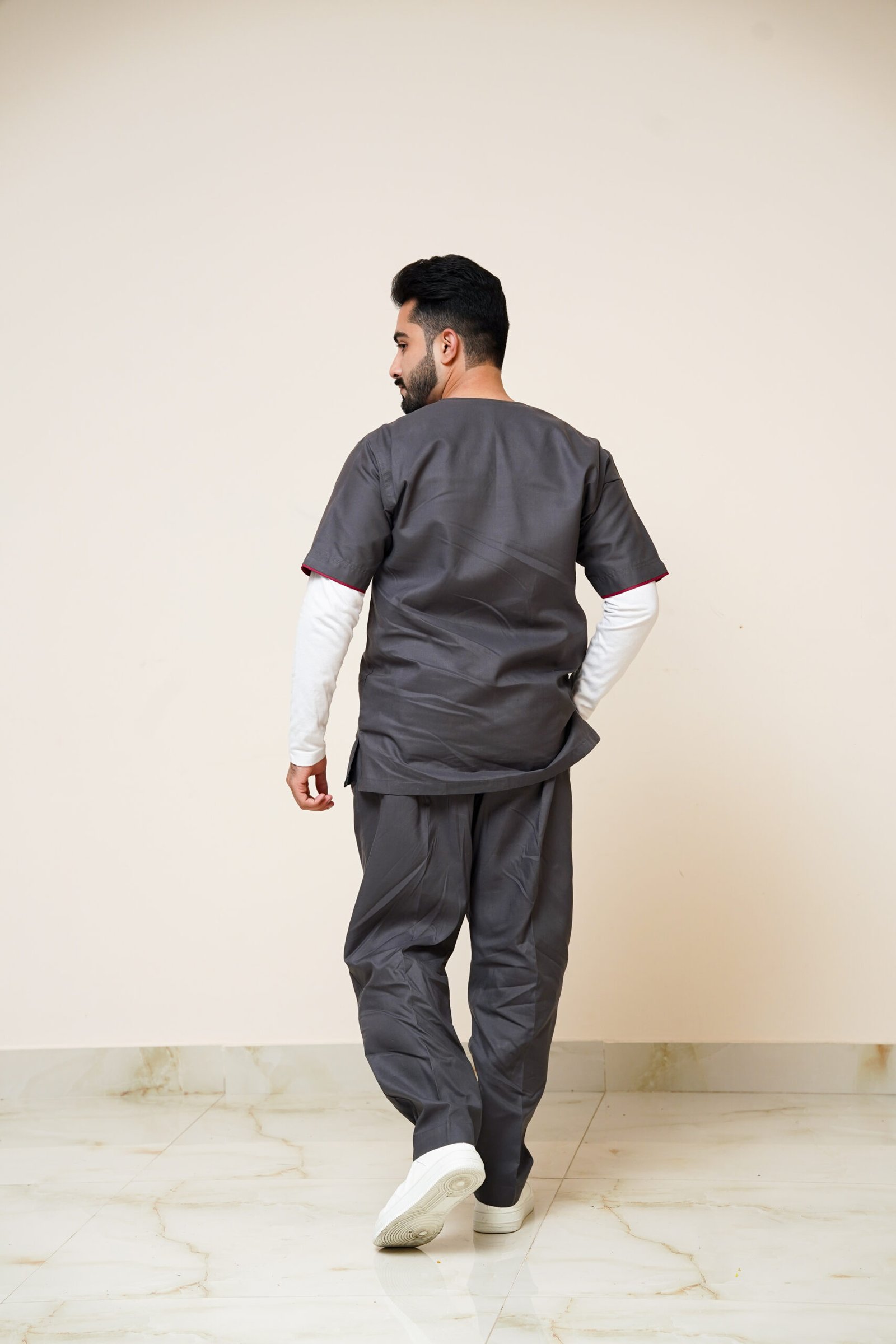 5 Pockets Grey Scrubs